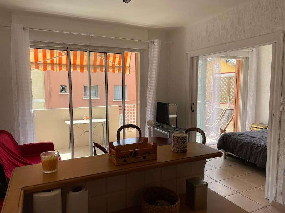 Studio A Sanary-Sur-Mer Avec Balcon A 200M Du Port Esterno foto