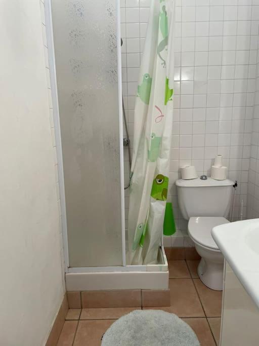 Studio A Sanary-Sur-Mer Avec Balcon A 200M Du Port Esterno foto