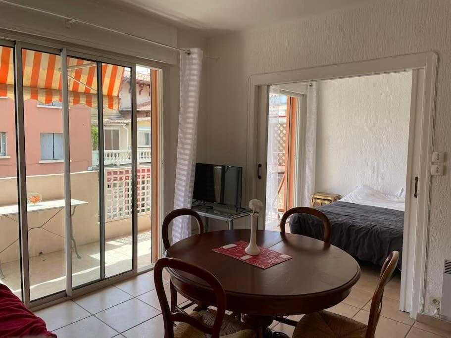 Studio A Sanary-Sur-Mer Avec Balcon A 200M Du Port Esterno foto